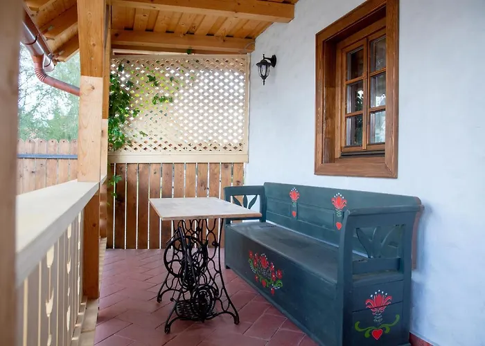 Pepi Vendeghaz - Casa De Oaspeti Pepi