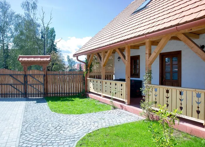 Pepi Vendeghaz - Casa De Oaspeti Pepi