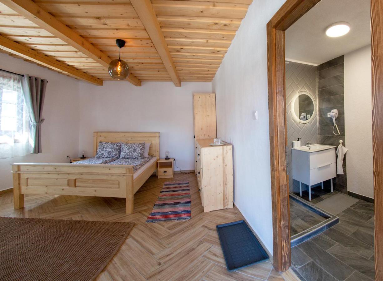 Pepi Vendeghaz - Pepi Landhaus *